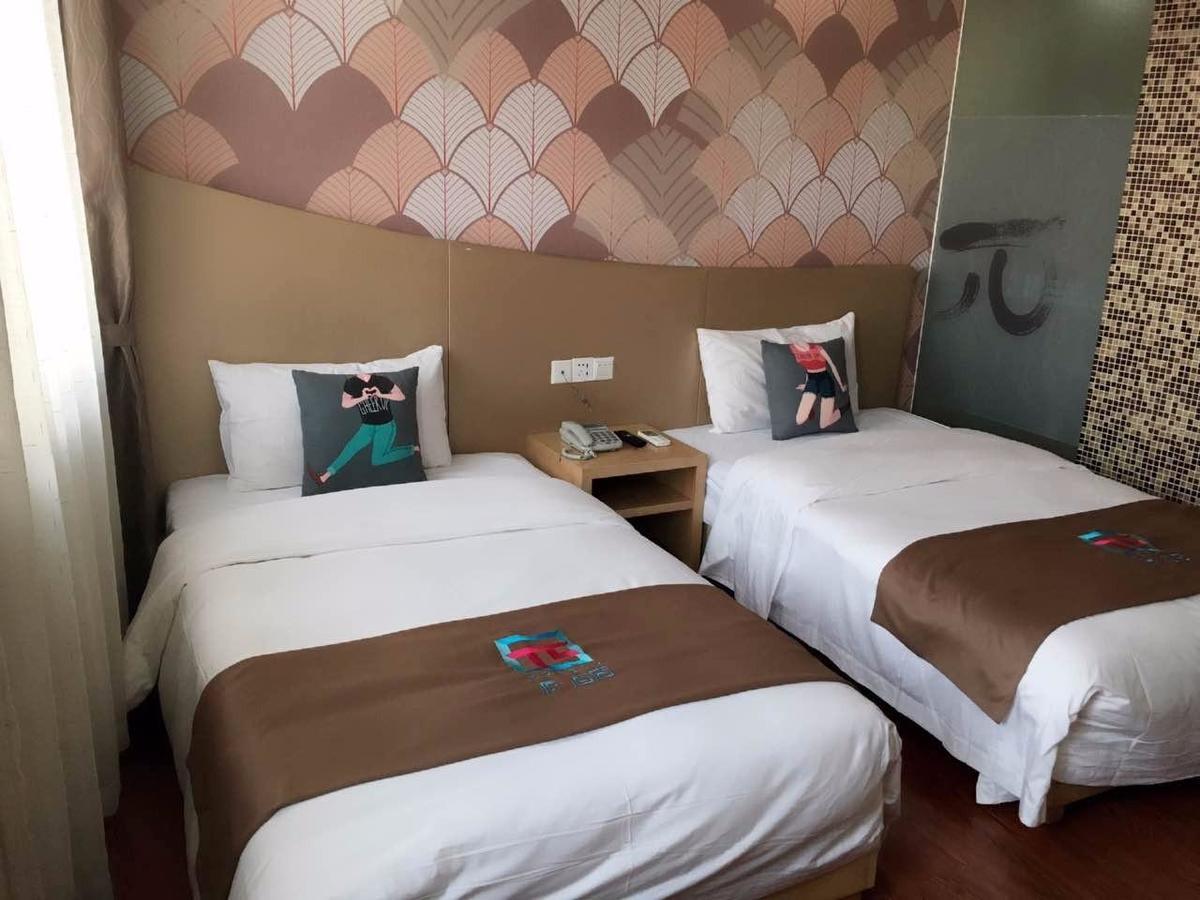 Pai Hotel Yuxi Tonghai Eksteriør billede